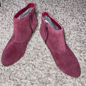 Red Suede BC Because Music Is My Heartbeat Wedge Bootie Size 7.5